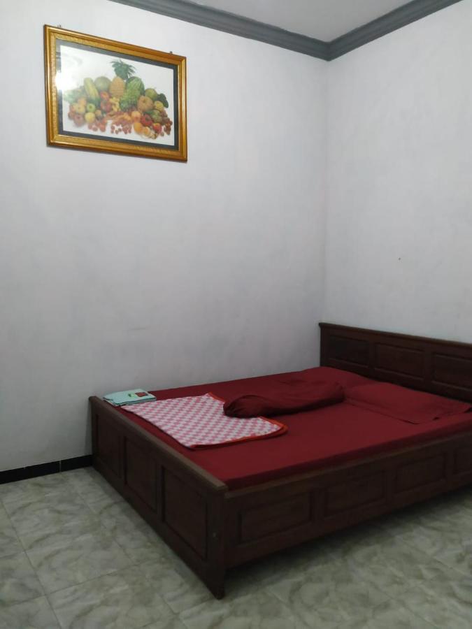 Hotel NGEBEL INDAH Esterno foto